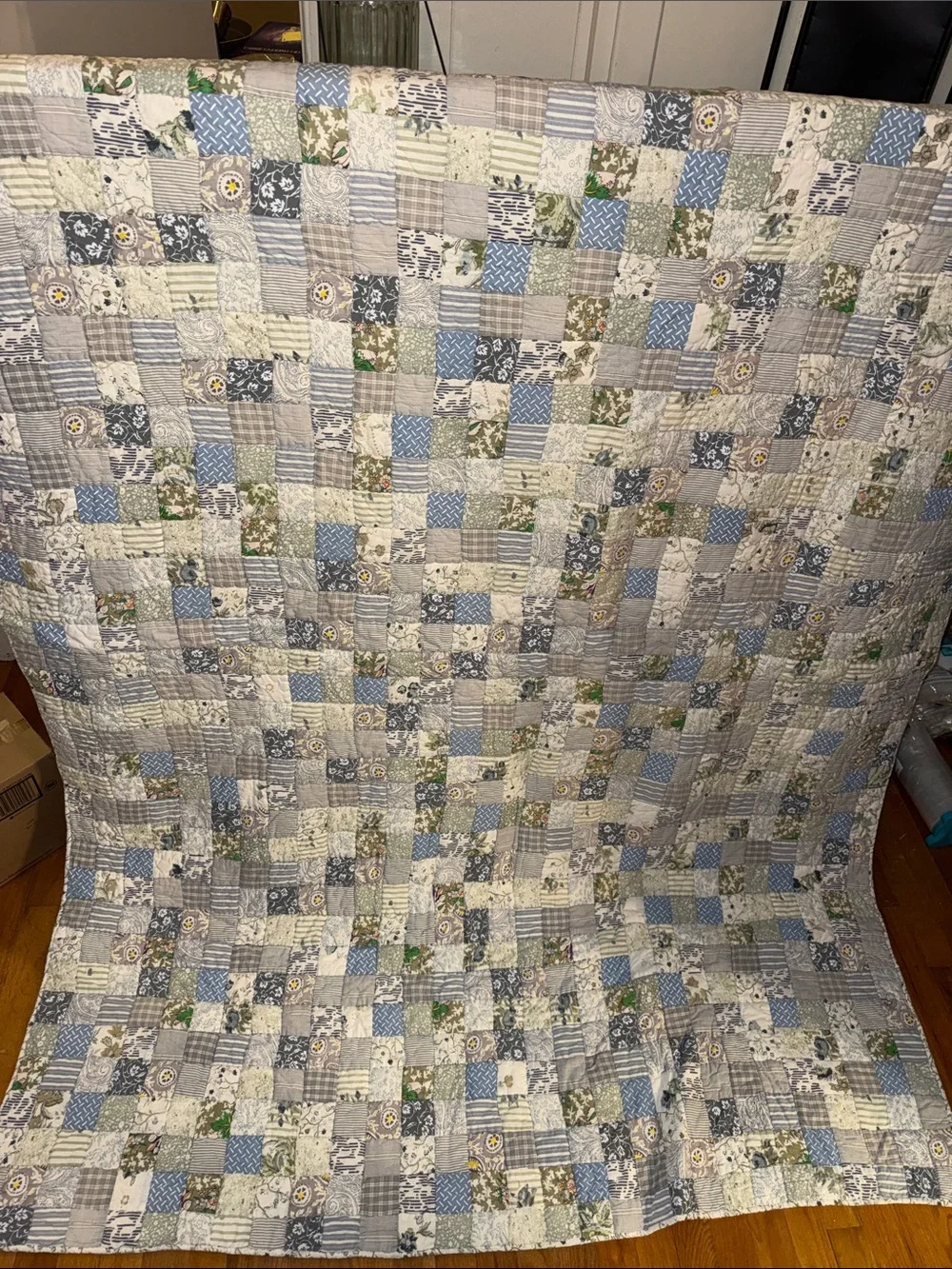 [EUC] GARNET HILL Postage Stamp Cotton Patchwork Quilt Twin Size